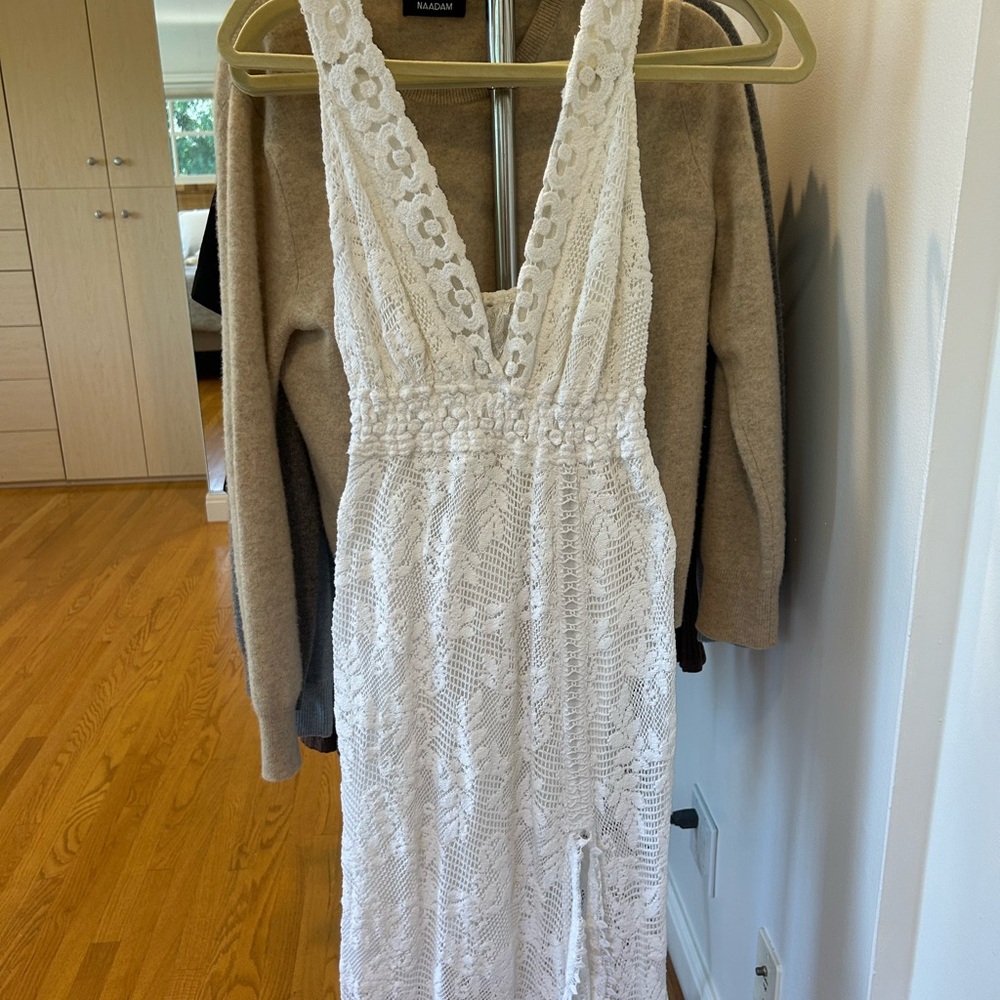 Elegant White Lace Maxi Dress